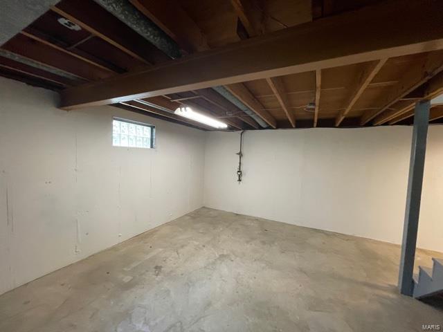 210 Green Acres Road St. Louis, MO 63137 - Photo 23 of 27