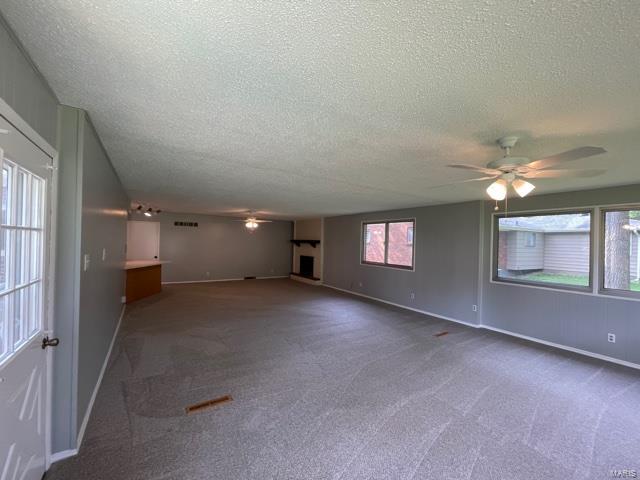 210 Green Acres Road St. Louis, MO 63137 - Photo 4 of 27