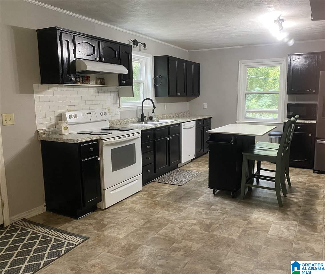 1421 Dovertown Road Cordova, AL 35550 - Photo 6 of 23