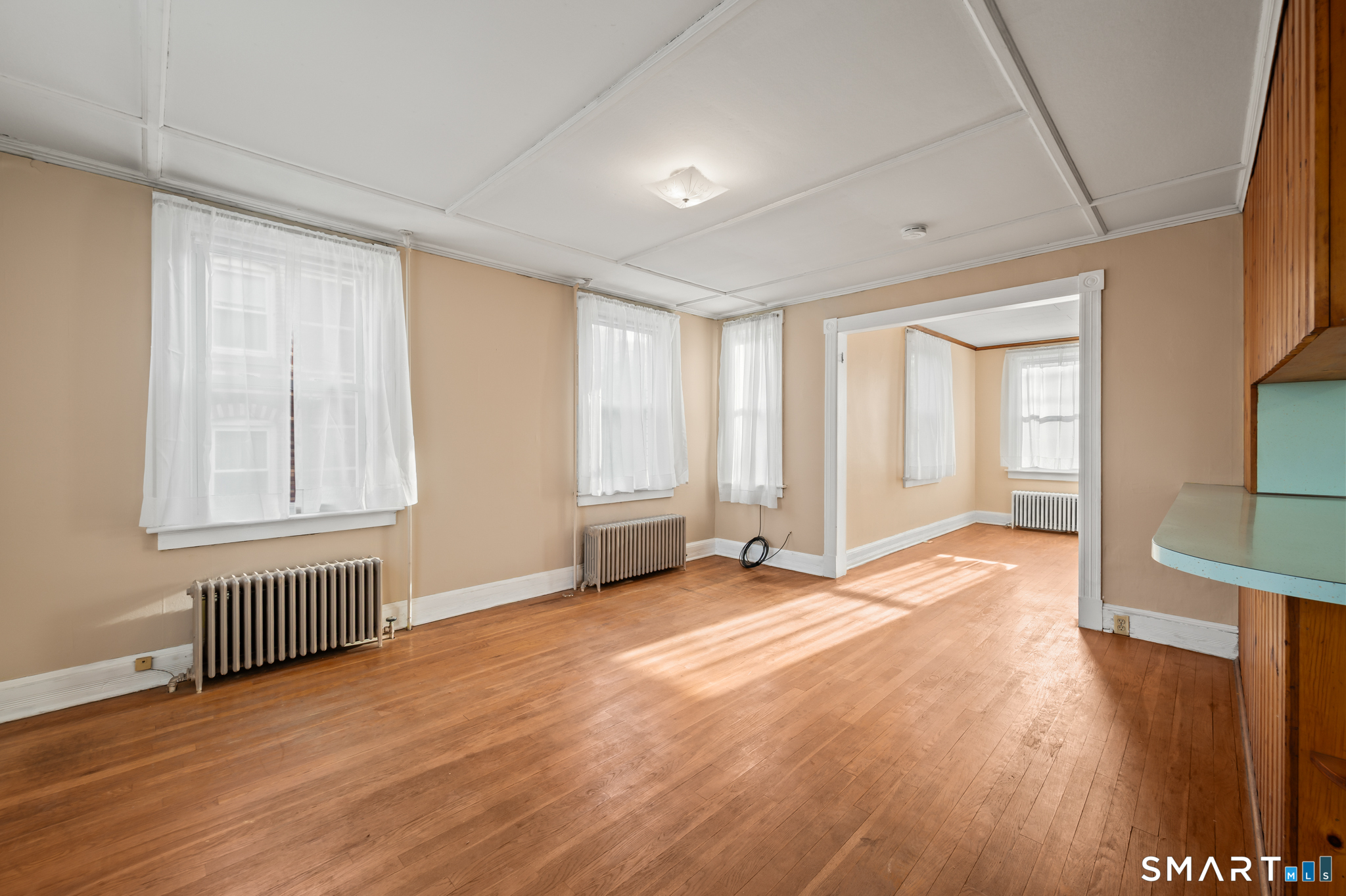 64 High Street Middletown, CT 06457 - Photo 7 of 39