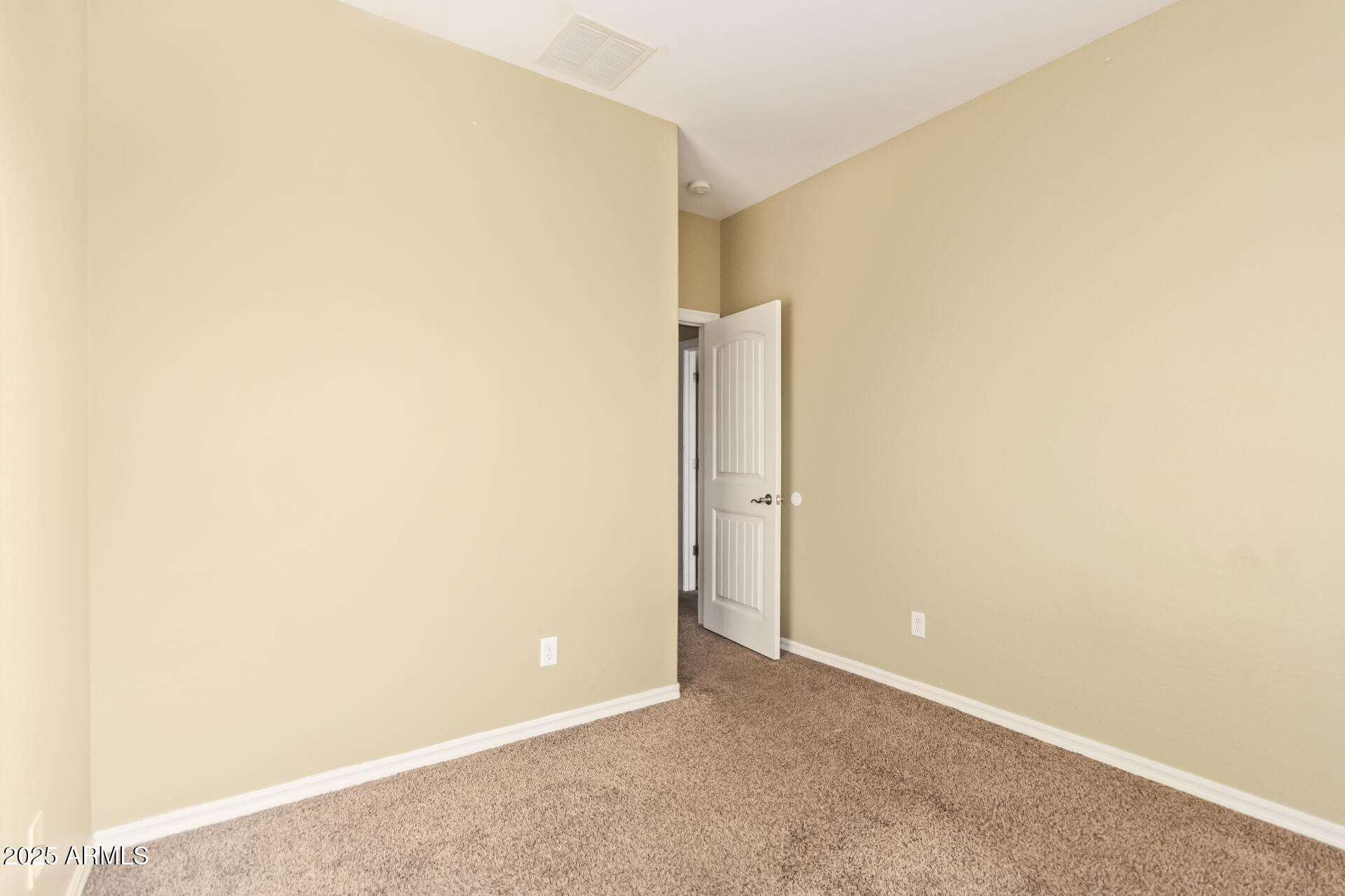 15170 North 145th Lane Surprise, AZ 85379 - Photo 33 of 40 a view of an empty room