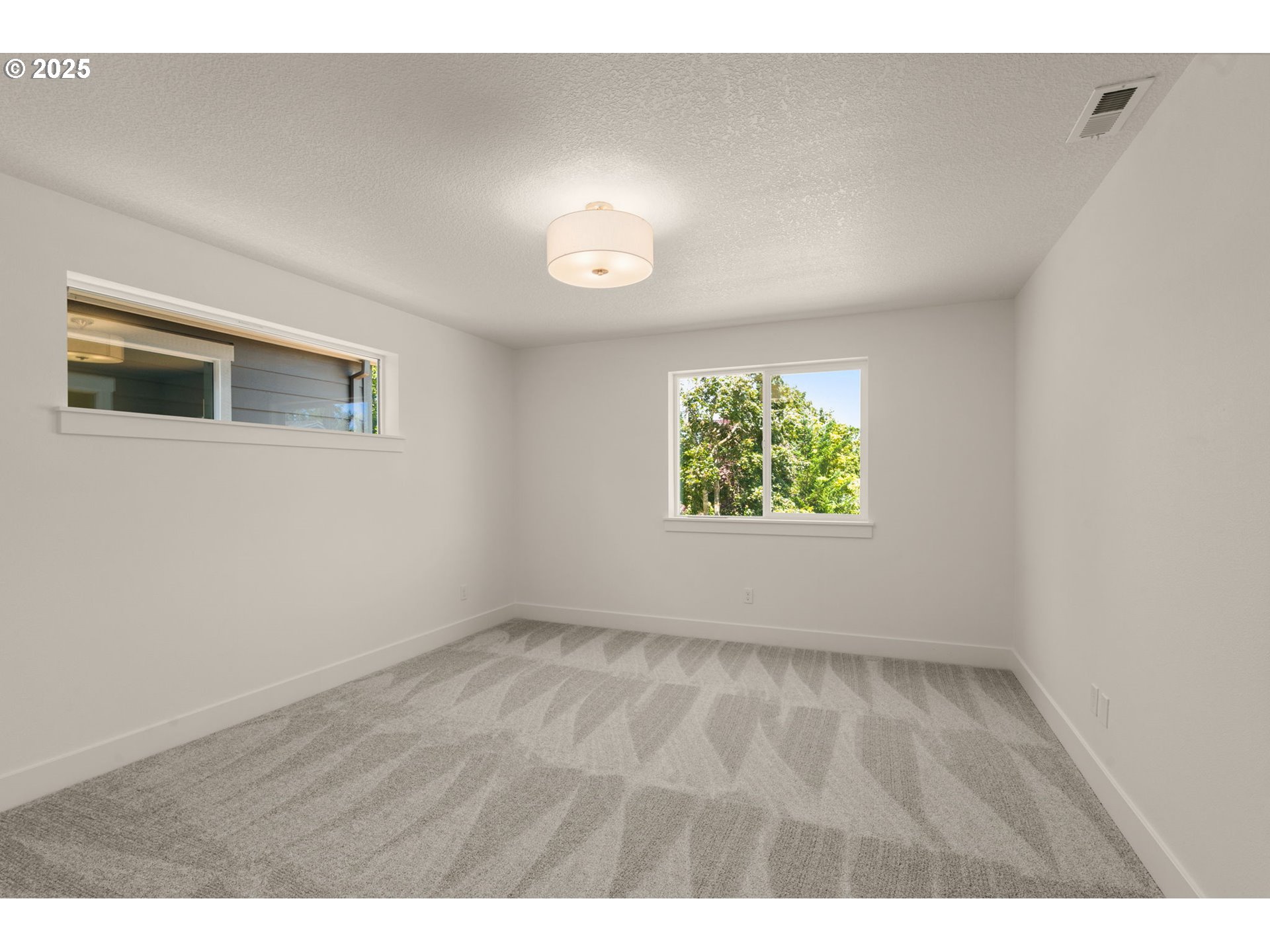 18971 Southwest Hazelwood Lane, Unit L4 Beaverton, OR 97078 - Photo 17 of 26