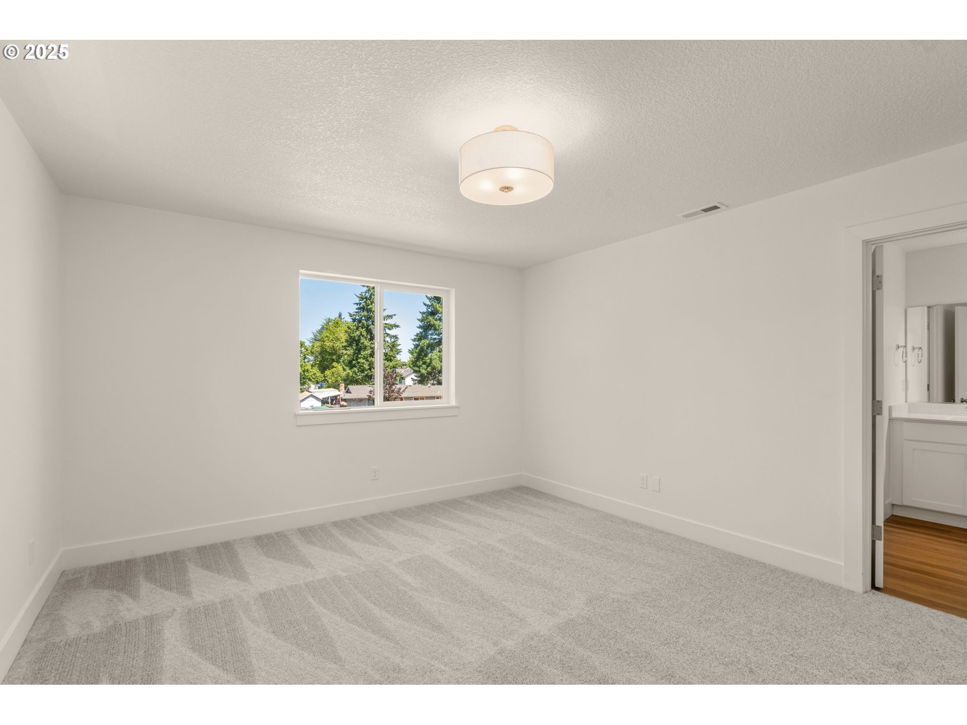 18971 Southwest Hazelwood Lane, Unit L4 Beaverton, OR 97078 - Photo 18 of 26