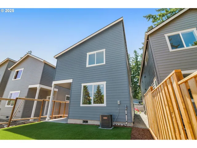 $479,950 | 18971 Southwest Hazelwood Lane, Unit L4, Beaverton, OR 97078