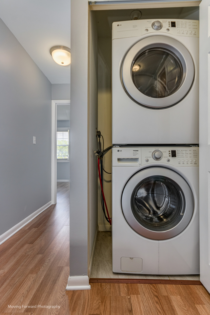 1234 Elder Court, Unit 1234 Wheeling, IL 60090 - Photo 19 of 24 a utility room with dryer and washer