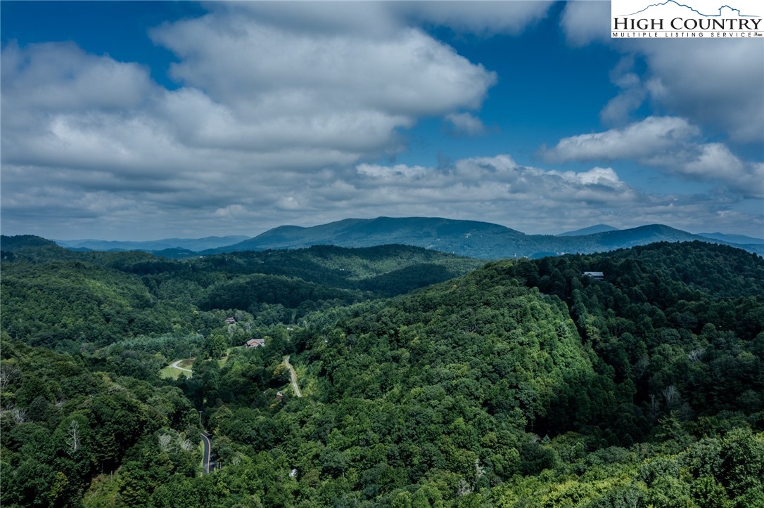 139 Freewinds Road Boone, NC 28607 - Photo 1 of 36 Gallery Image 1