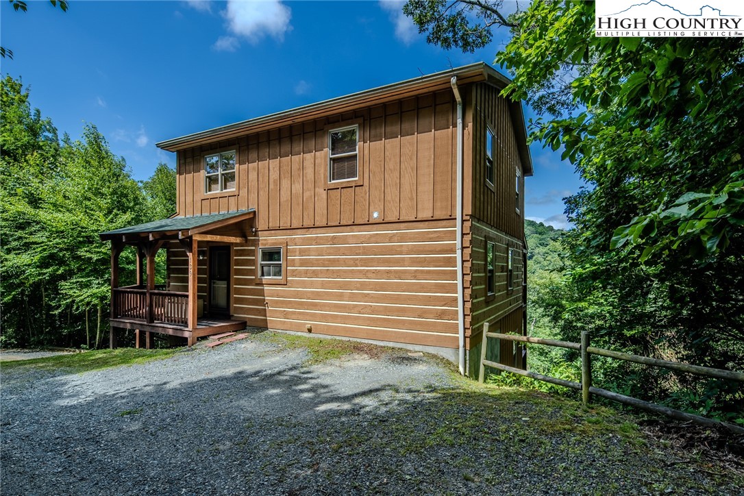 139 Freewinds Road Boone, NC 28607 - Photo 5 of 36 Gallery Image 5