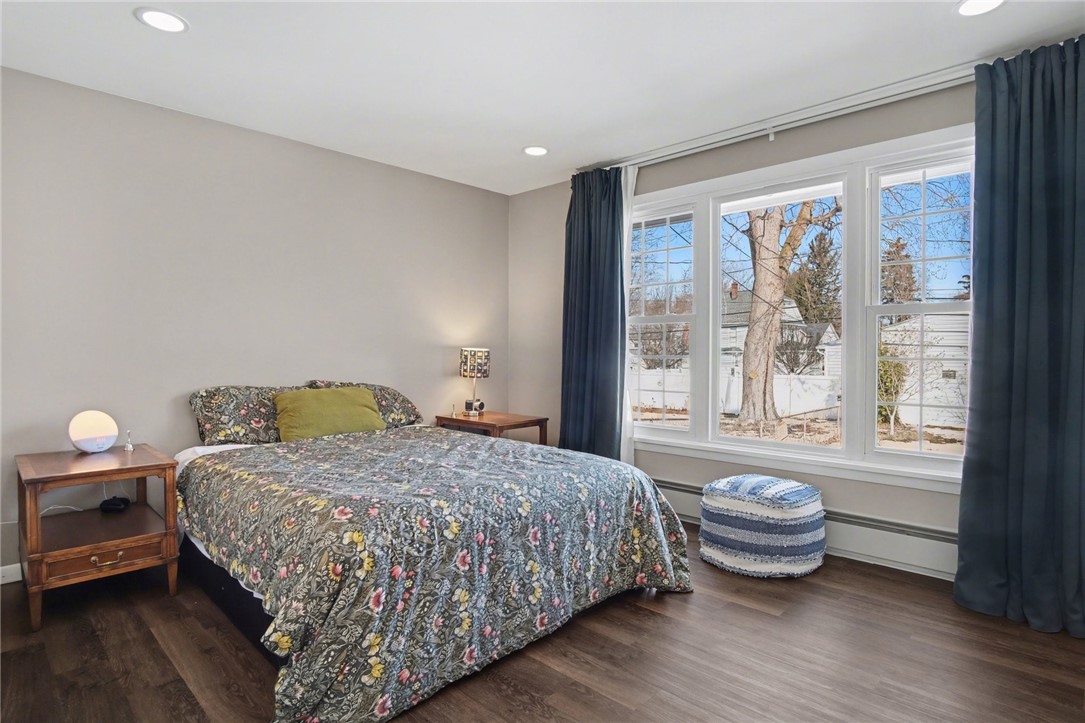 320 Winfield Road Irondequoit, NY 14622 - Photo 16 of 29