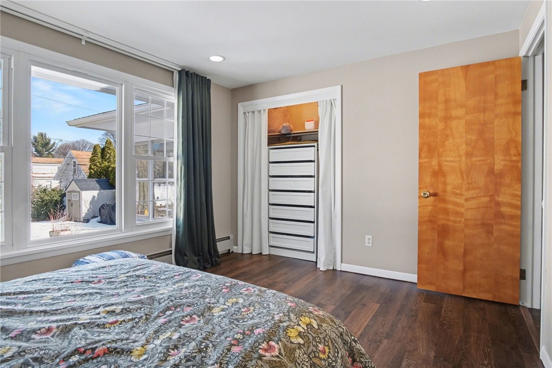 320 Winfield Road Irondequoit, NY 14622 - Photo 17 of 29