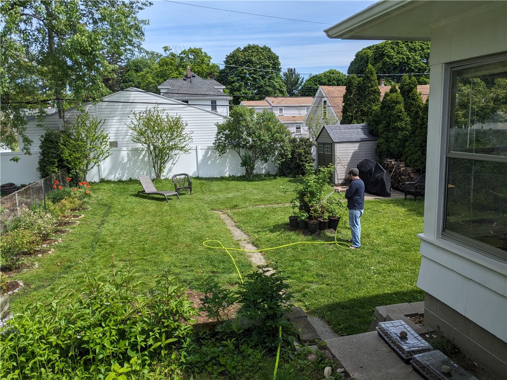 320 Winfield Road Irondequoit, NY 14622 - Photo 28 of 29