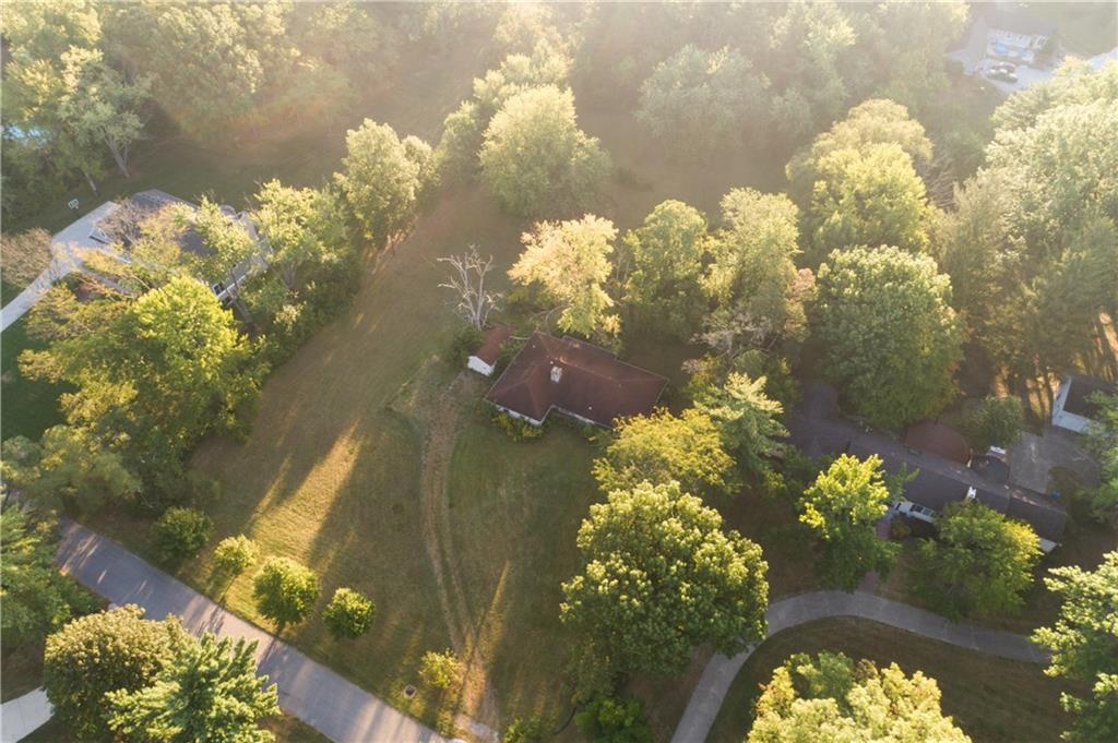 6887 Dover Road Indianapolis, IN 46220 - Photo 9 of 10 Gallery Image 9