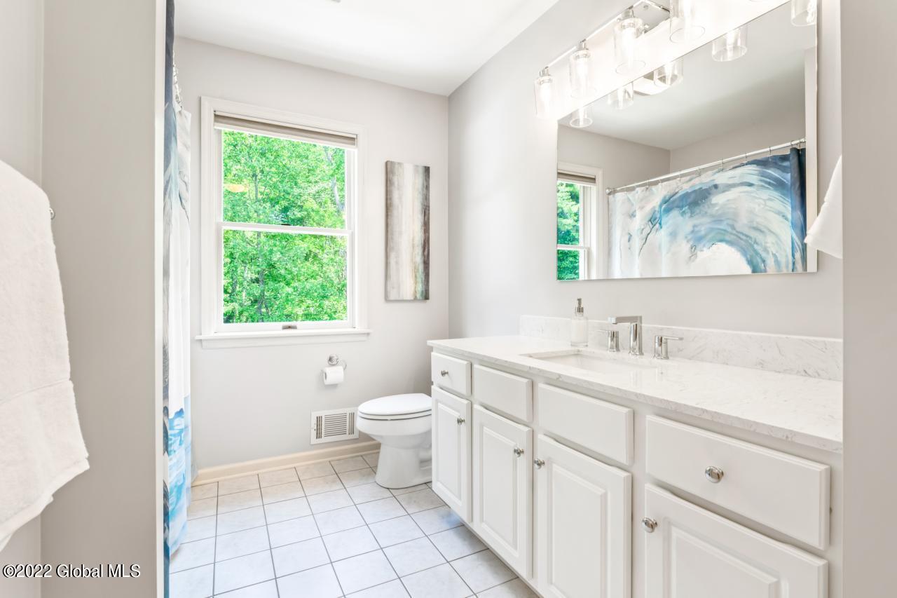 4023 Newcastle Road Schenectady, NY 12303 - Photo 21 of 25 Hommati.com-4023_Newcastle_Rd_NY-05-26-2
