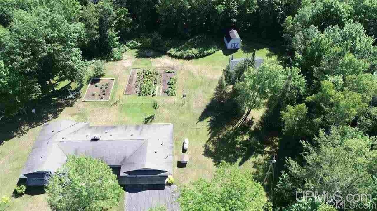 9140 .25 Road Garden, MI 49835 - Photo 46 of 46