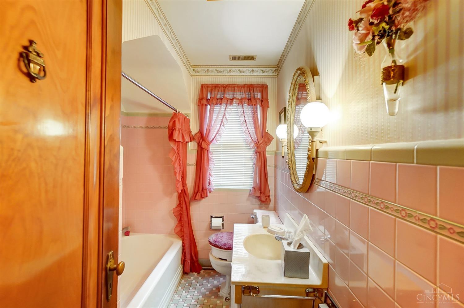 6174 Rapid Run Road Cincinnati, OH 45233 - Photo 20 of 34 Gallery Image 20
