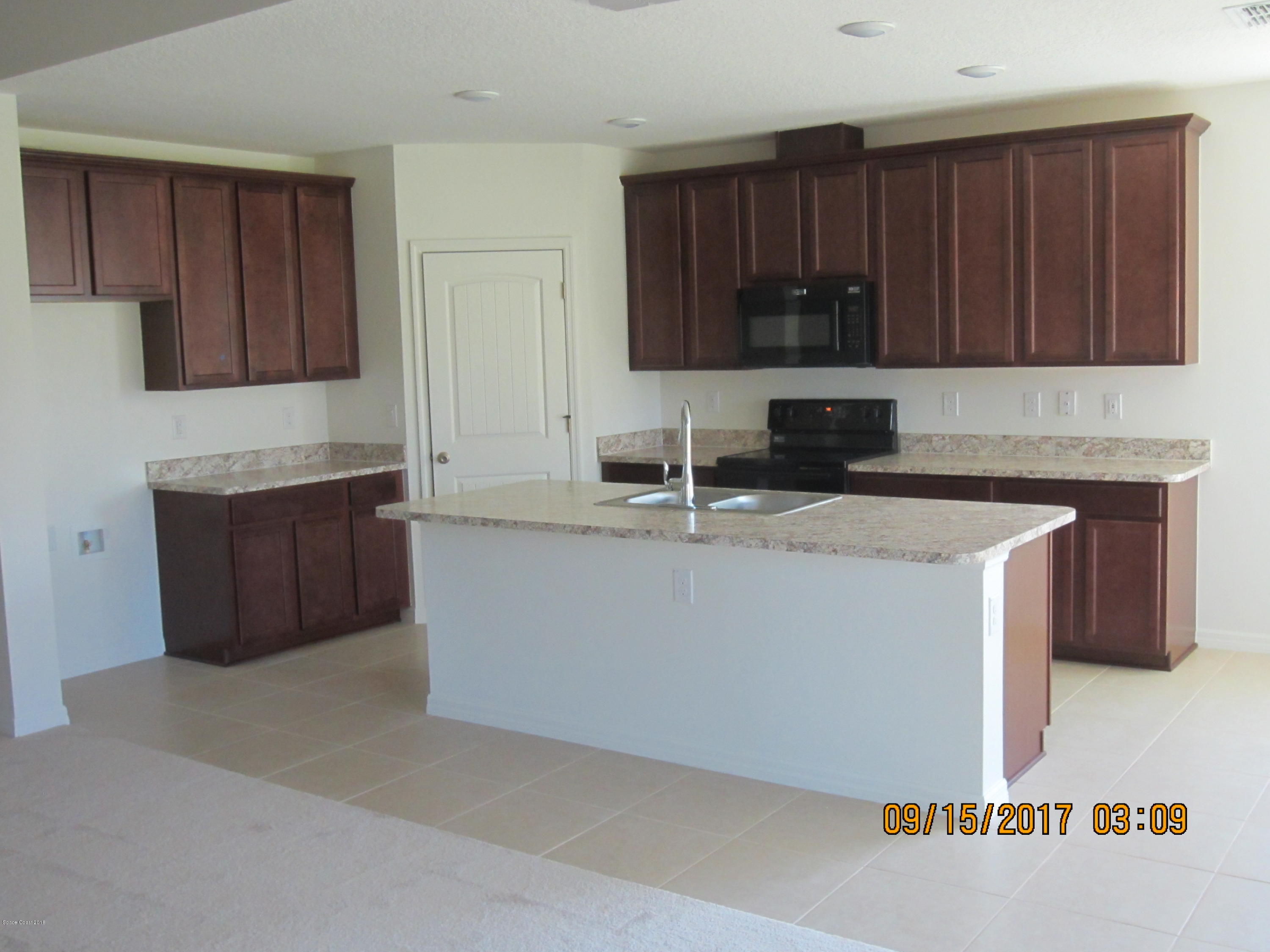 1685 Ricardo Street Southeast Palm Bay, FL 32909 - Photo 12 of 50 IMG_1321