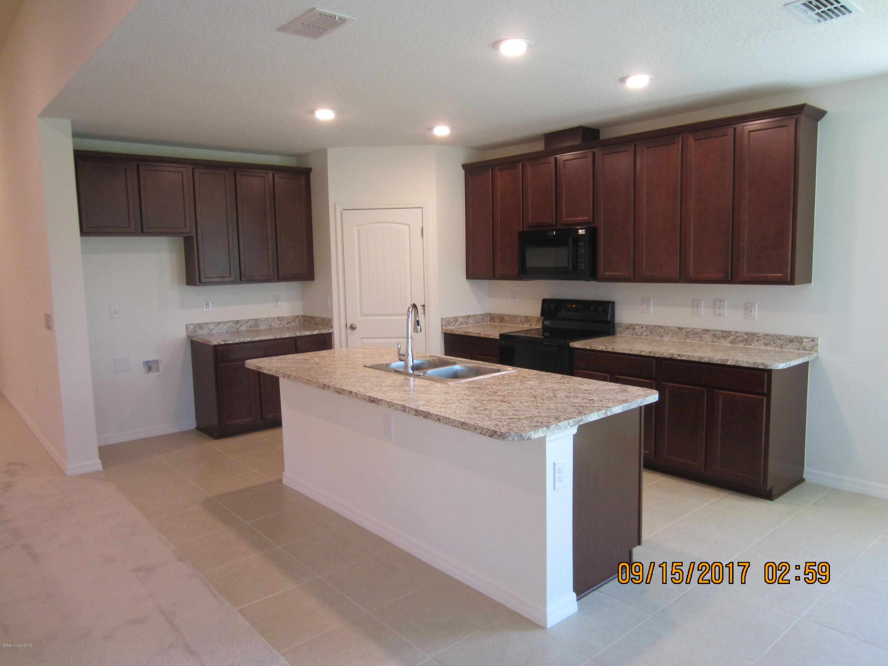 1685 Ricardo Street Southeast Palm Bay, FL 32909 - Photo 23 of 50 IMG_1296