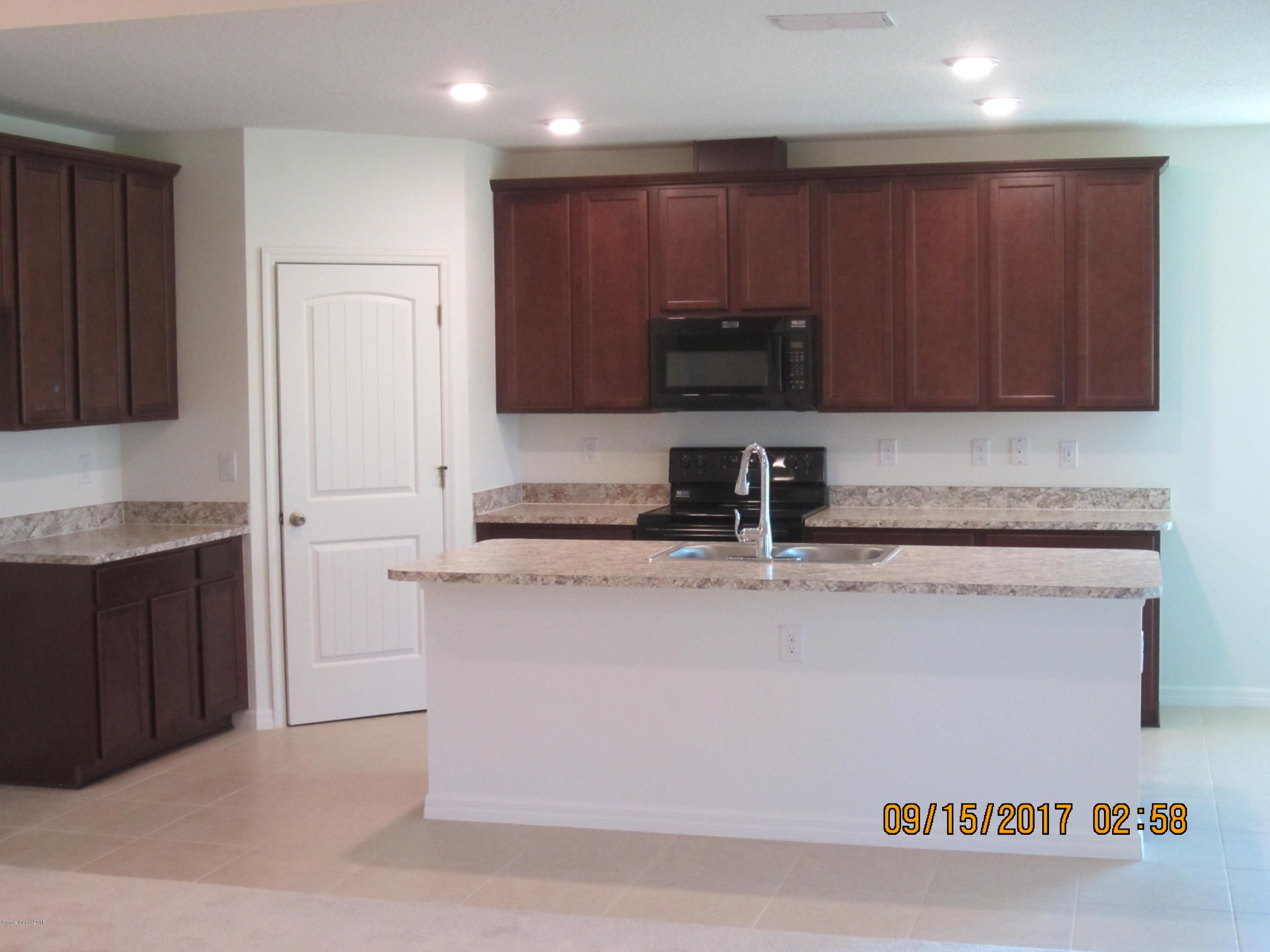 1685 Ricardo Street Southeast Palm Bay, FL 32909 - Photo 24 of 50 IMG_1295