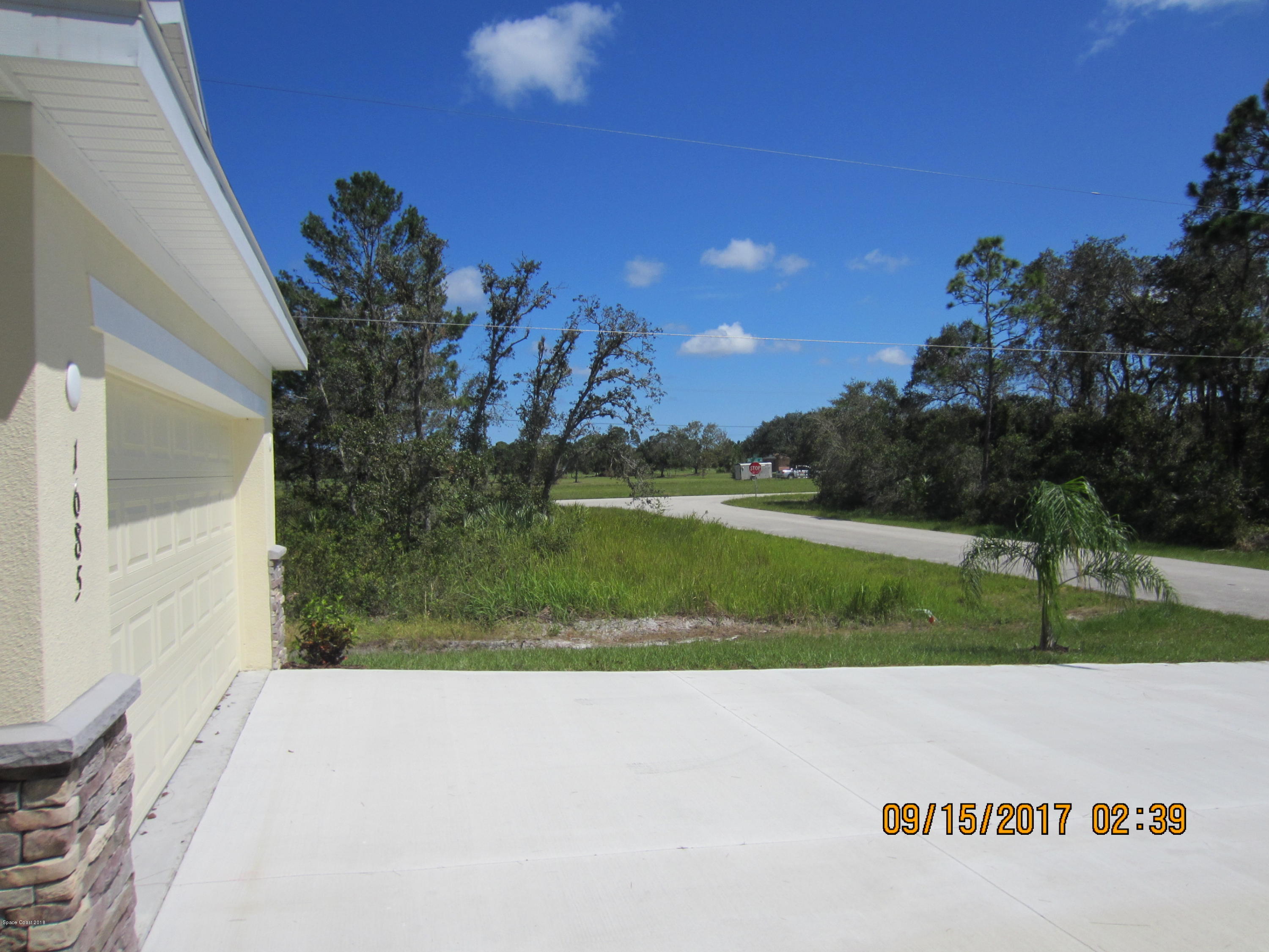 1685 Ricardo Street Southeast Palm Bay, FL 32909 - Photo 33 of 50 IMG_1277