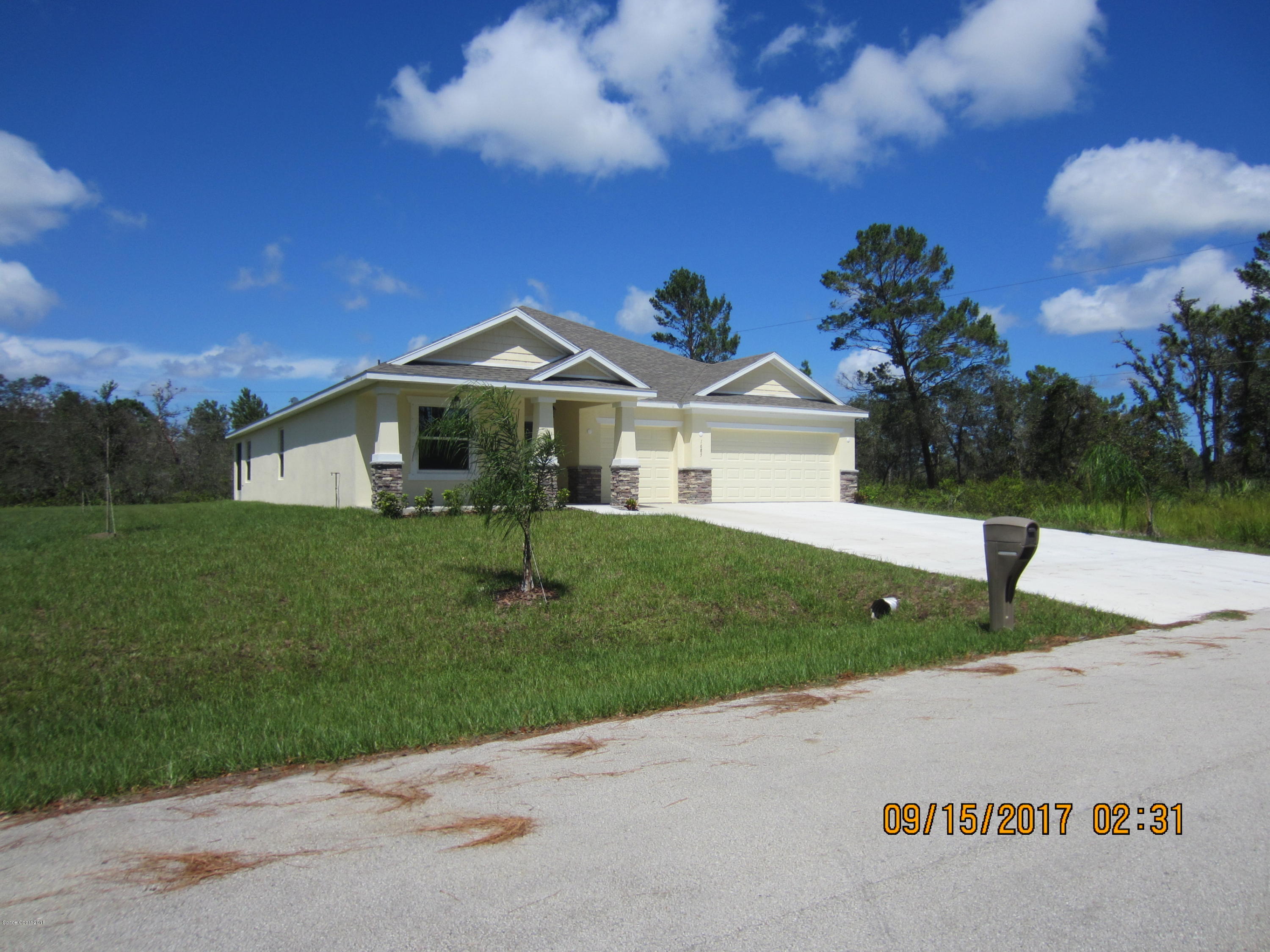 1685 Ricardo Street Southeast Palm Bay, FL 32909 - Photo 45 of 50 IMG_1259
