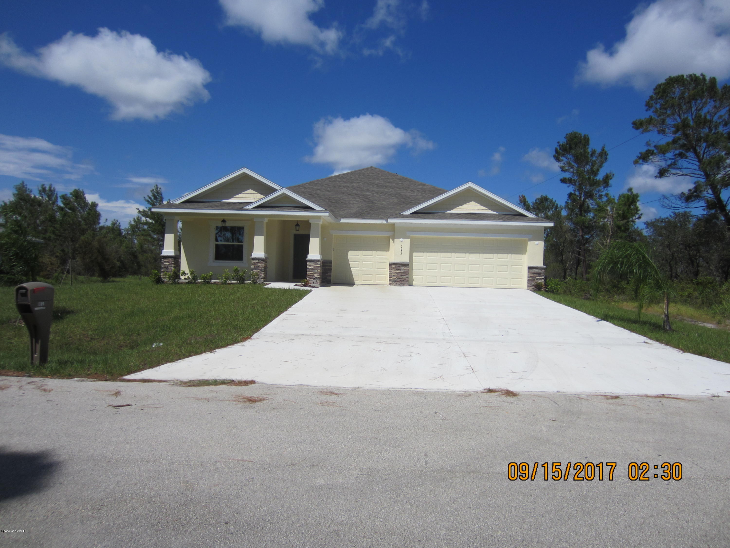 1685 Ricardo Street Southeast Palm Bay, FL 32909 - Photo 47 of 50 IMG_1257