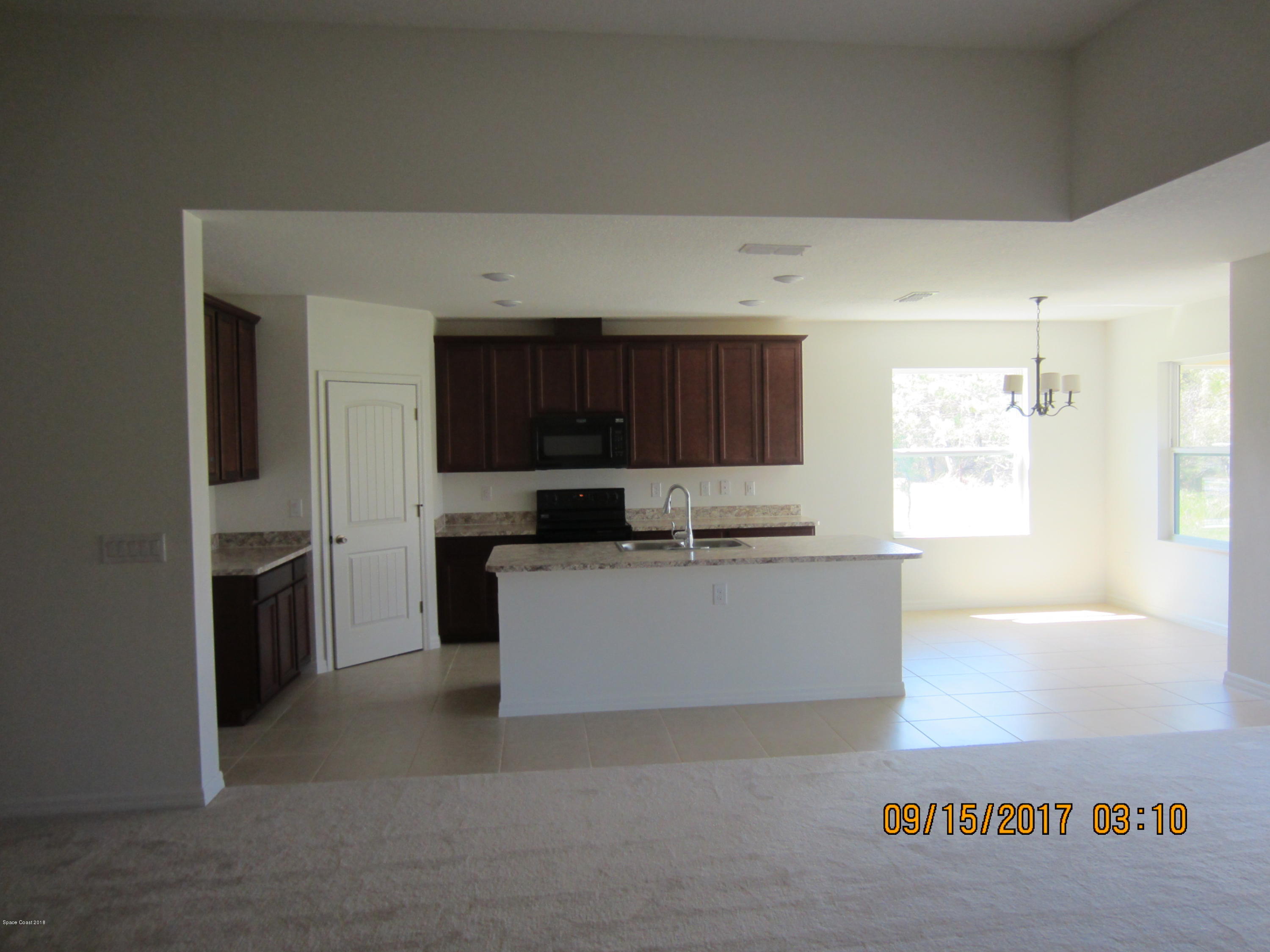 1685 Ricardo Street Southeast Palm Bay, FL 32909 - Photo 8 of 50 IMG_1325