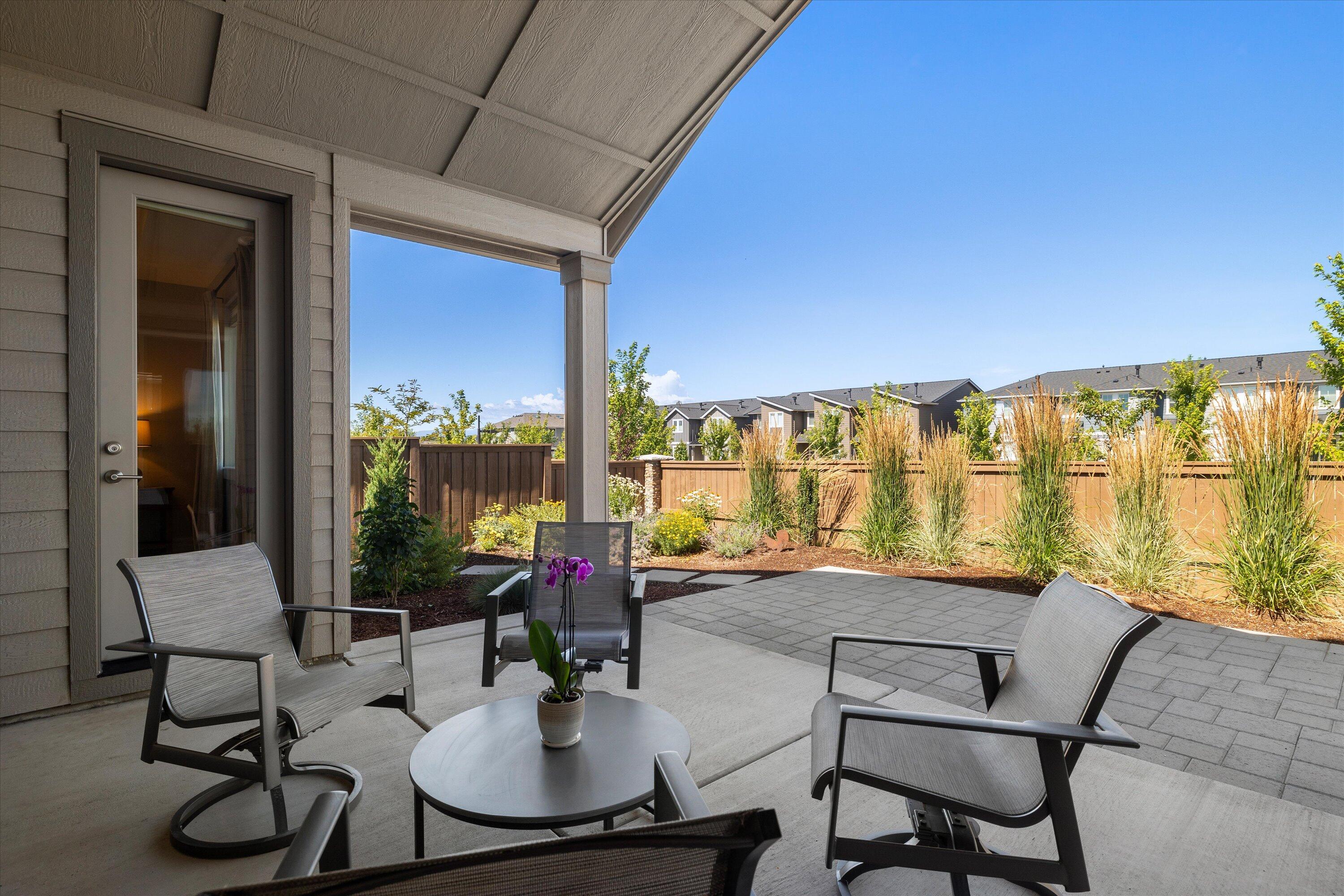3755 Northeast Oakside Loop Bend, OR 97701 - Photo 27 of 38 37-20250804 JILL ROSELL-6
