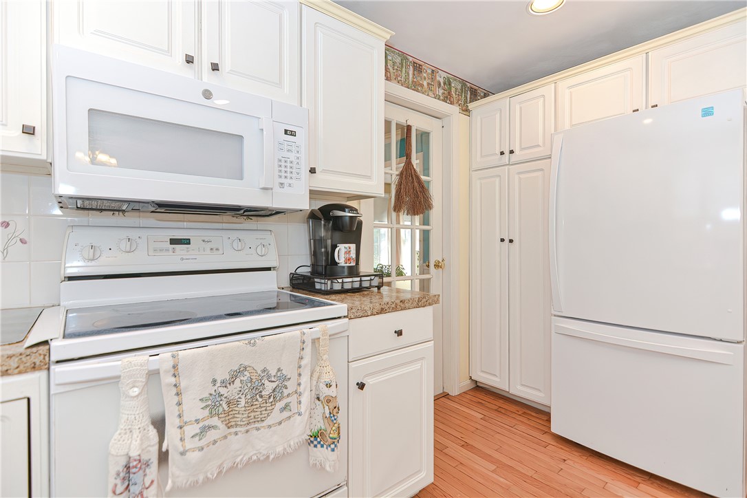 17 Wickham Road North Kingstown, RI 02852 - Photo 15 of 44