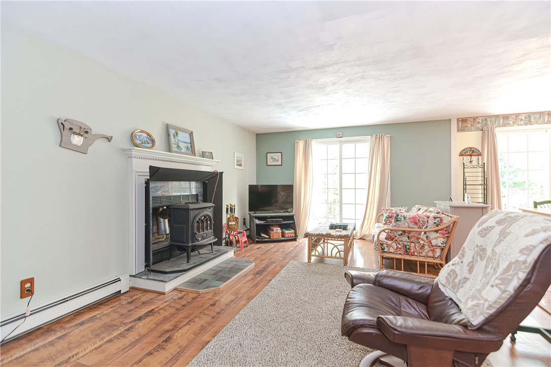 17 Wickham Road North Kingstown, RI 02852 - Photo 22 of 44