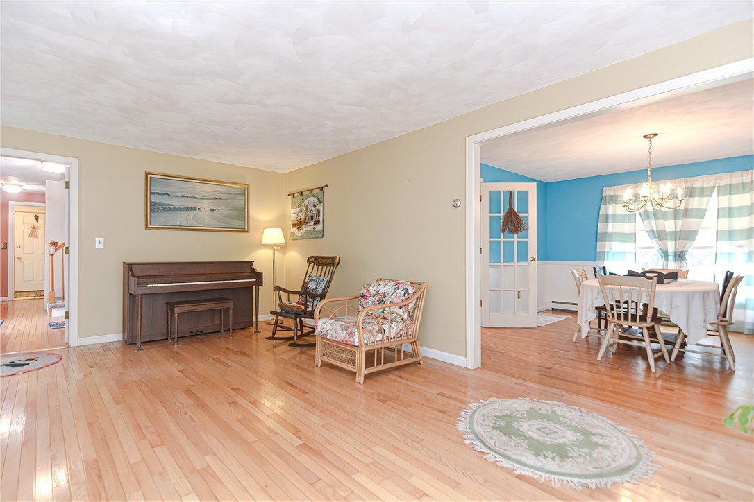 17 Wickham Road North Kingstown, RI 02852 - Photo 25 of 44