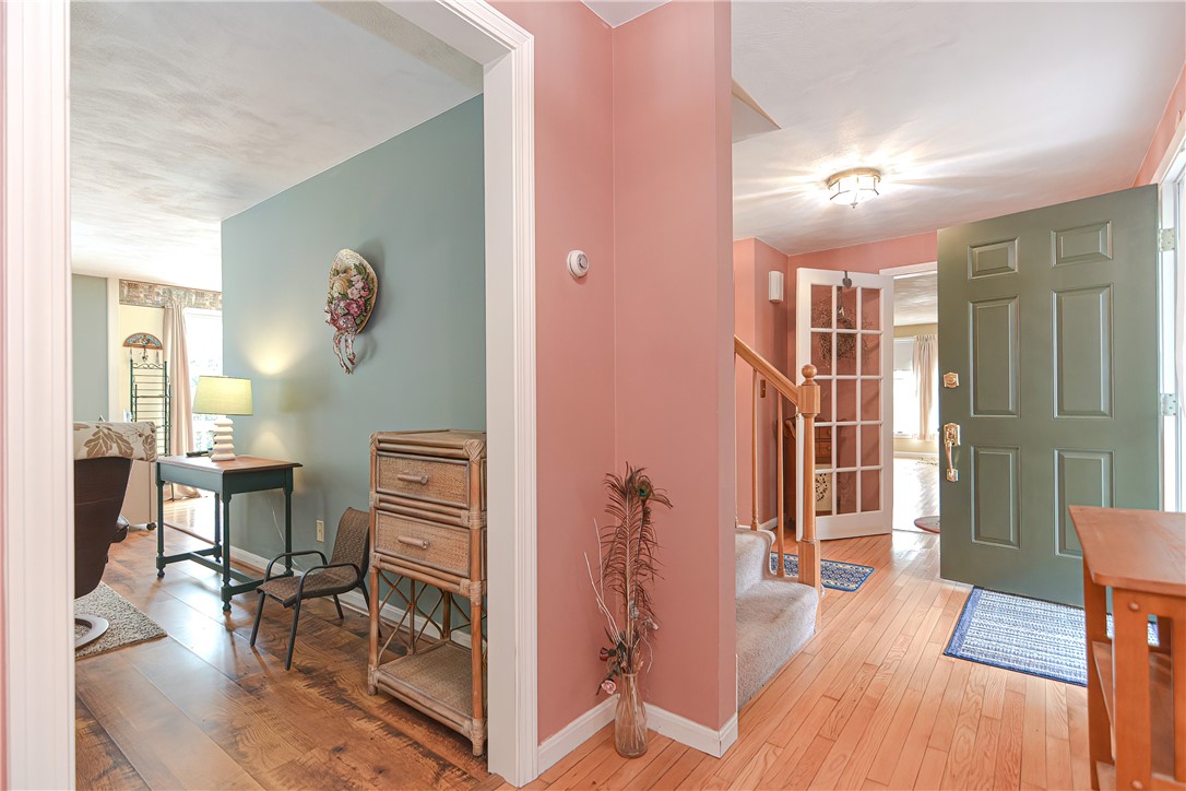 17 Wickham Road North Kingstown, RI 02852 - Photo 31 of 44