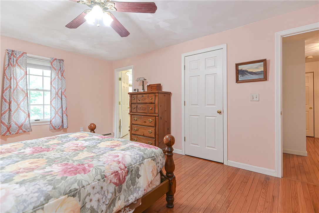 17 Wickham Road North Kingstown, RI 02852 - Photo 35 of 44