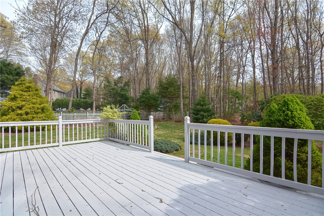 17 Wickham Road North Kingstown, RI 02852 - Photo 7 of 44