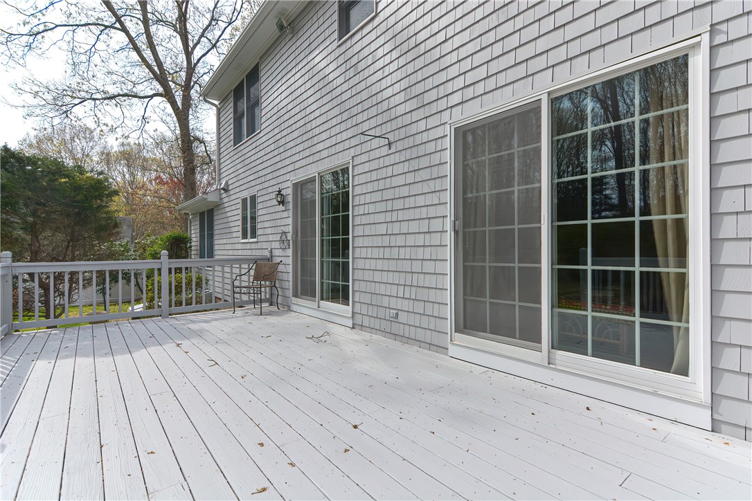 17 Wickham Road North Kingstown, RI 02852 - Photo 9 of 44