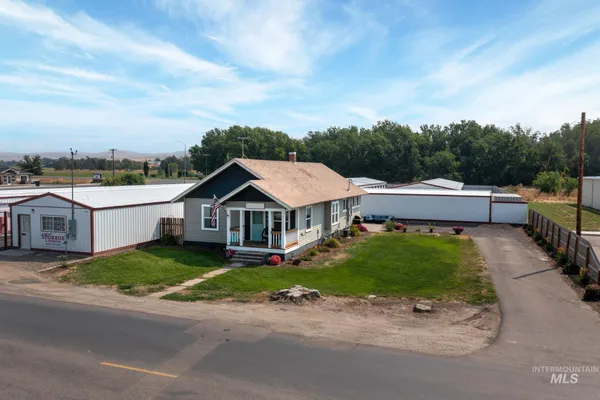 $275,000 | 1440 East 6th Street, Weiser, ID 83672
