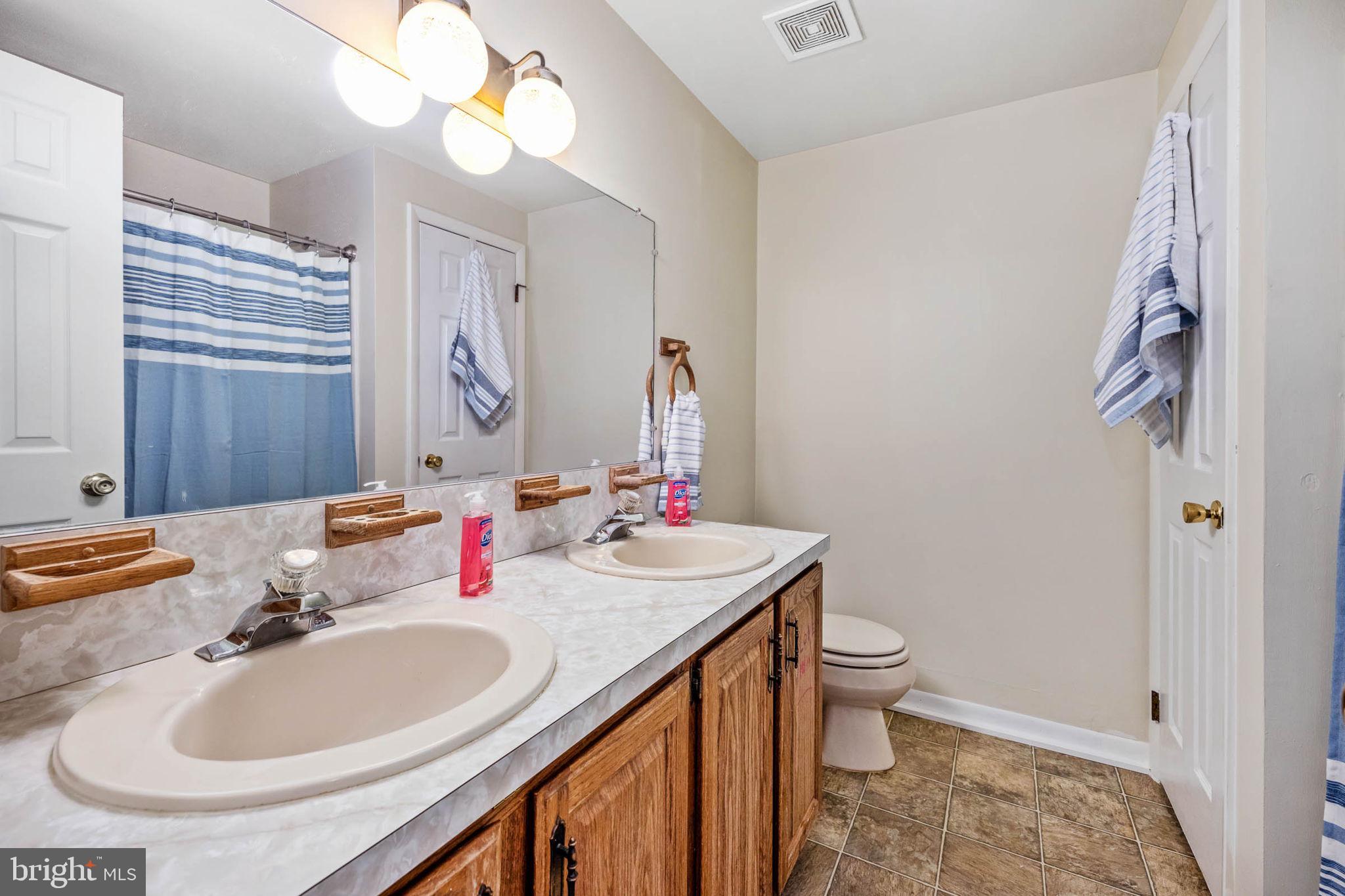 11960 Alum Springs Road Culpeper, VA 22701 - Photo 22 of 57 Bathroom