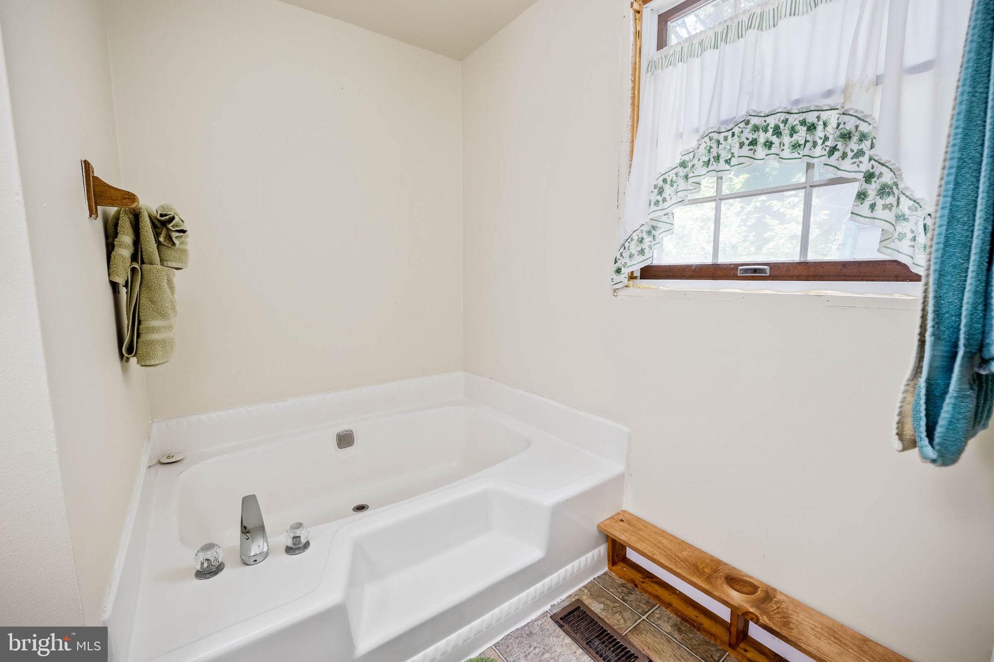 11960 Alum Springs Road Culpeper, VA 22701 - Photo 26 of 57 Master Bath