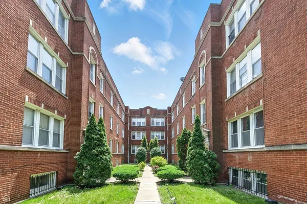 $55,000 | 1301 East 71st Place, Unit 2S, Chicago, IL 60619