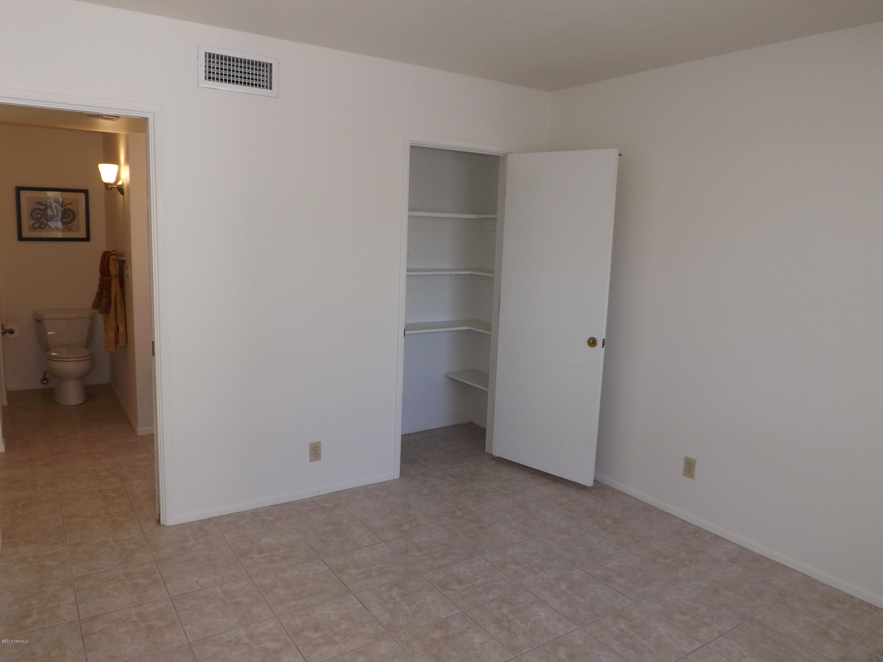 4802 East Fort Lowell Road, Unit D Tucson, AZ 85712 - Photo 16 of 26 Gallery Image 16