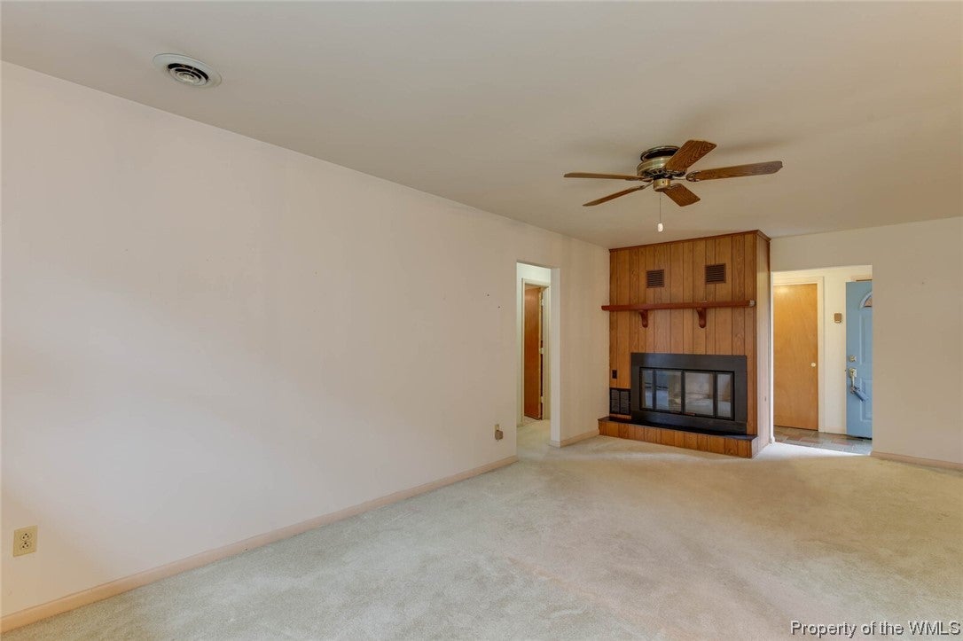 4712 Hazelwood Road Hampton, VA 23666 - Photo 4 of 23 Gallery Image 4