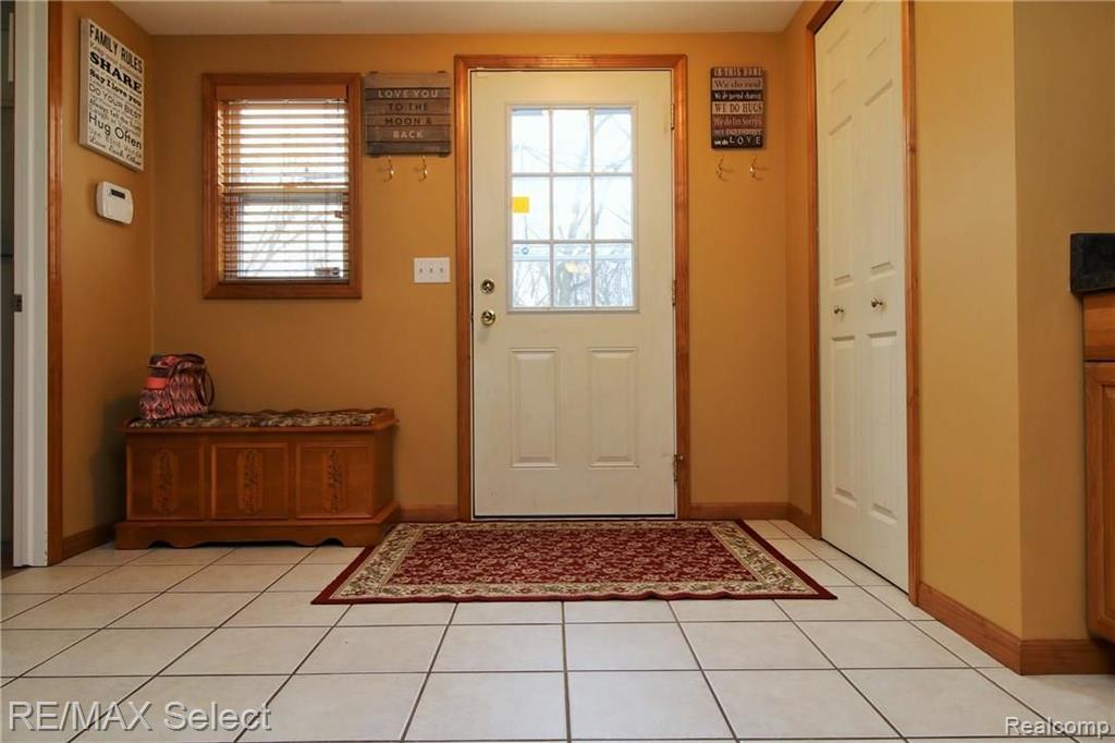 4281 Calkins Road Flint, MI 48532 - Photo 11 of 23