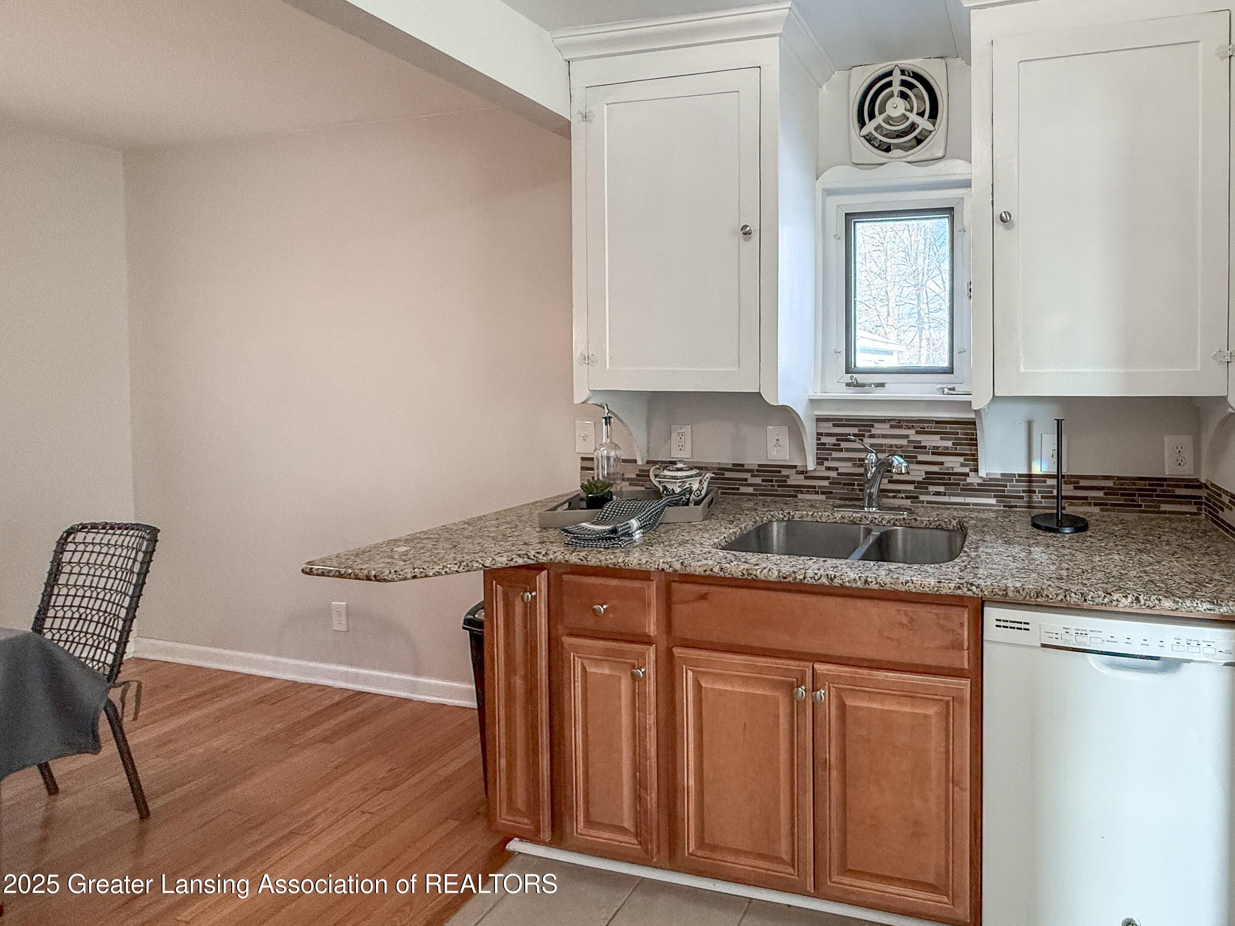 130 Renker Road Lansing, MI 48917 - Photo 11 of 43 130 Renker Rd MLS-20