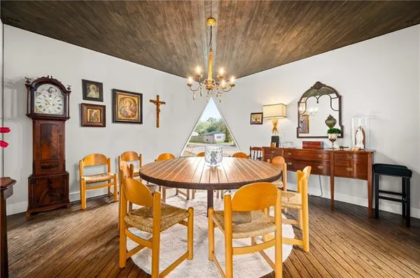 $560,000 | 5706 Dyer Drive, Alexandria, LA 71302