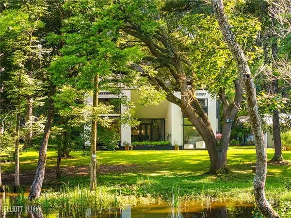 $560,000 | 5706 Dyer Drive, Alexandria, LA 71302