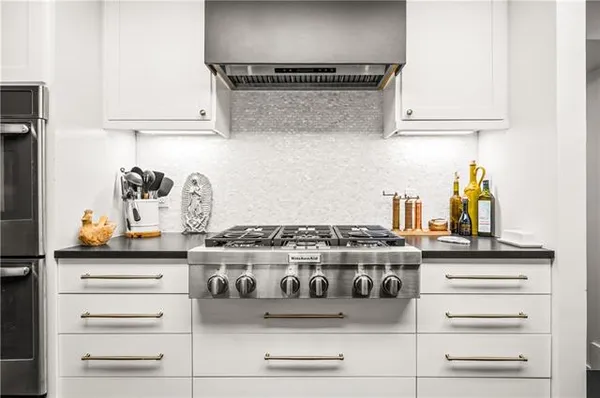 $560,000 | 5706 Dyer Drive, Alexandria, LA 71302