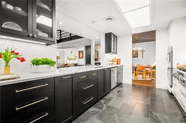 $560,000 | 5706 Dyer Drive, Alexandria, LA 71302