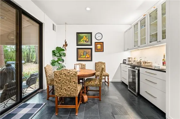 $560,000 | 5706 Dyer Drive, Alexandria, LA 71302