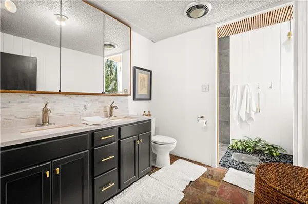 $560,000 | 5706 Dyer Drive, Alexandria, LA 71302