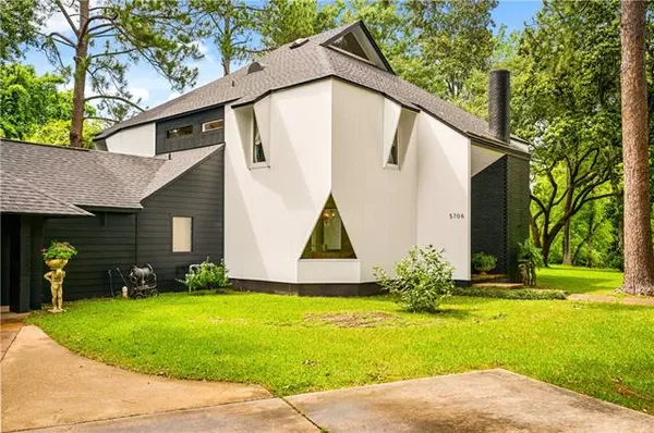 $560,000 | 5706 Dyer Drive, Alexandria, LA 71302