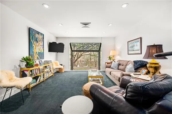 $560,000 | 5706 Dyer Drive, Alexandria, LA 71302