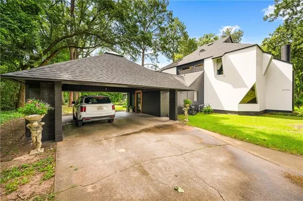 $560,000 | 5706 Dyer Drive, Alexandria, LA 71302